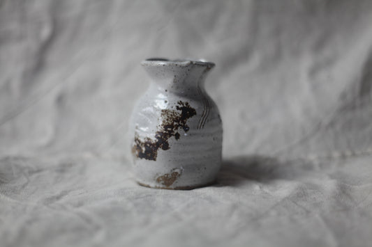 bud vase